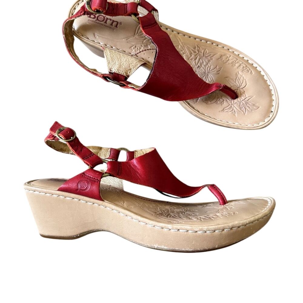 Born Red Leather Thong Platform Sandals Womens 8 Beachy Summer Casual Shoes